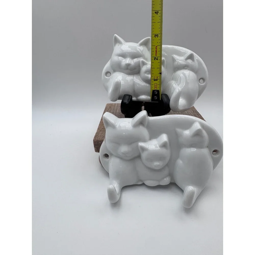Vintage Avon White Ceramic Cat Family Wall Hooks Set of 2 Feline Decor